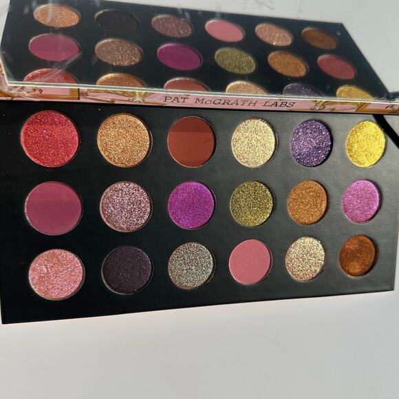Pat McGrath Labs Mthrshp Mega Celestial Divinity 18 Pan Eyeshadow Palette NIB - Picture 5 of 16